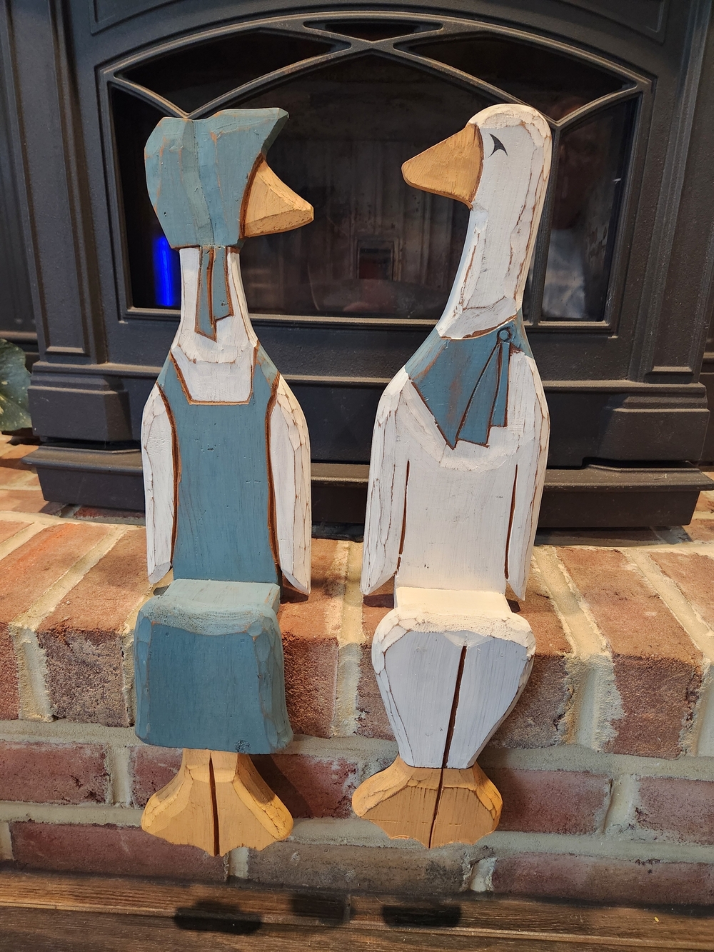 Vintage 80s Cottagecore Rustic Pair Wooden Geese Shelf Sitter